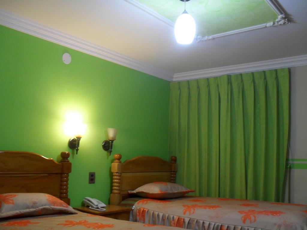Hostal Corona Blanca スクレ 部屋 写真